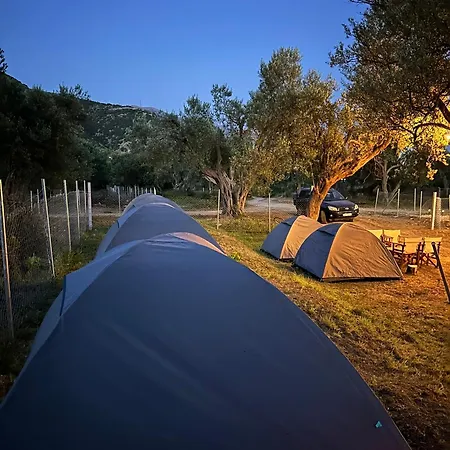 Camping Qeparo