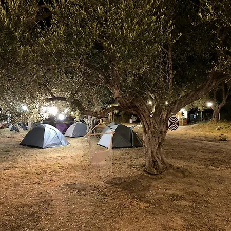 Camping Qeparo *