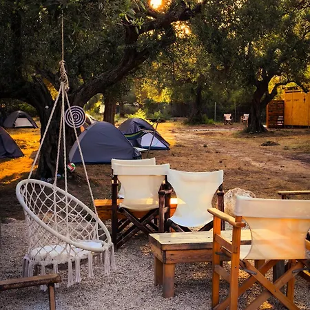 Camping Qeparo Qeparo