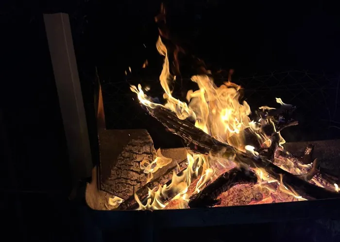 مكان تخييم Camping Qeparo كيبارو